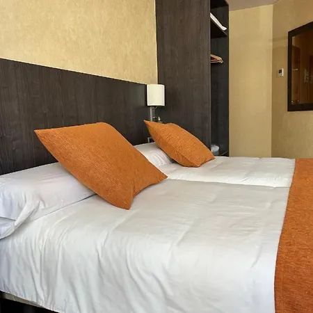 Hotel 1948 3*