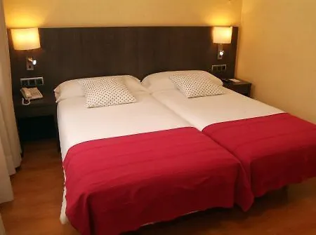 Hotel 1948 3*